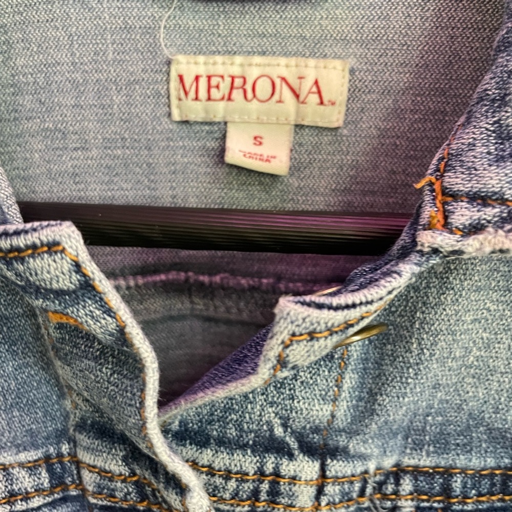Jean Jacket Size Sm - Picture 4 of 5